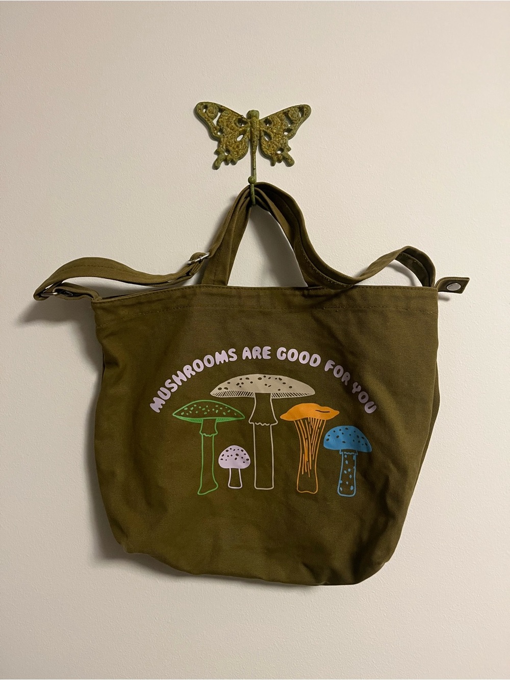 Mushroom Baggu Duck Bag from Urban Outfitters